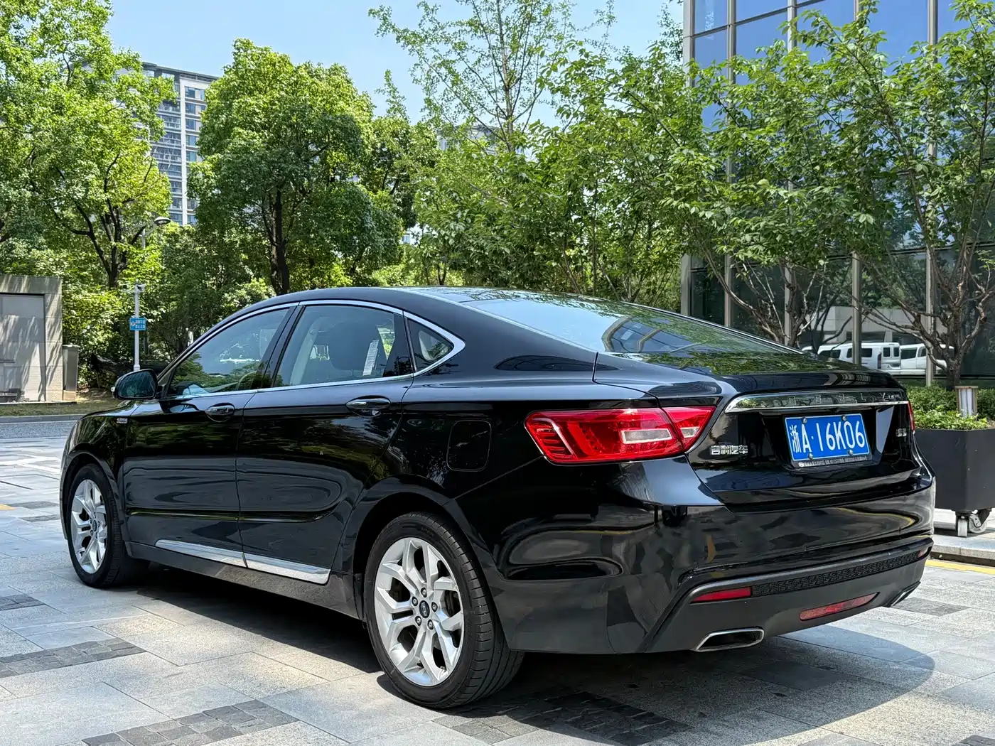 Geely Borui 2015 2015 1.8T Premium
