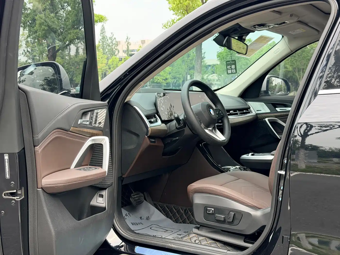 BMW X1 2023 xDrive25Li X Design Package фото 7