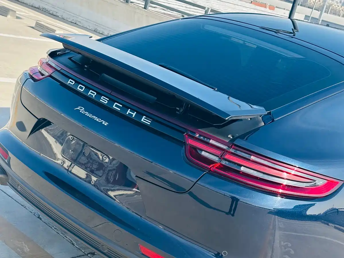 Porsche Panamera 2017 Panamera 3.0T фото 28