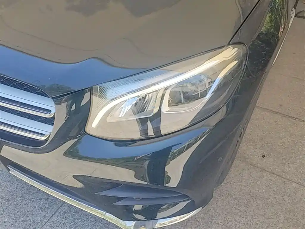 Mercedes-Benz GLC 2019 GLC 260 L 4MATIC Dynamic фото 24