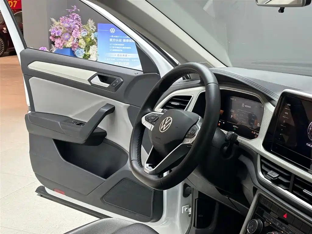Volkswagen T-ROC 2026 2024 280TSI DSG 2WD Time Edition