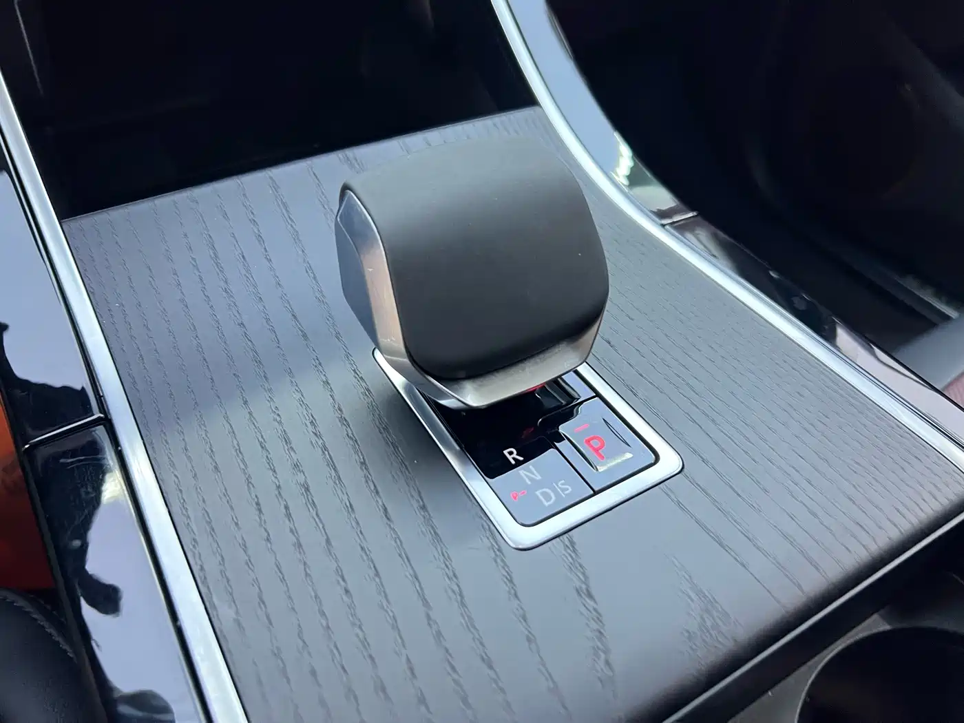 Land Rover Range Rover Evoque 2025 2024 Range Rover Evoque L 249PS Light Master Edition