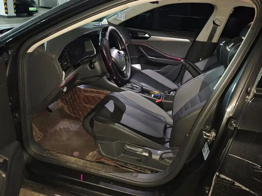 Volkswagen Sagitar 2021 280TSI DSG Surpassing Edition фото 9
