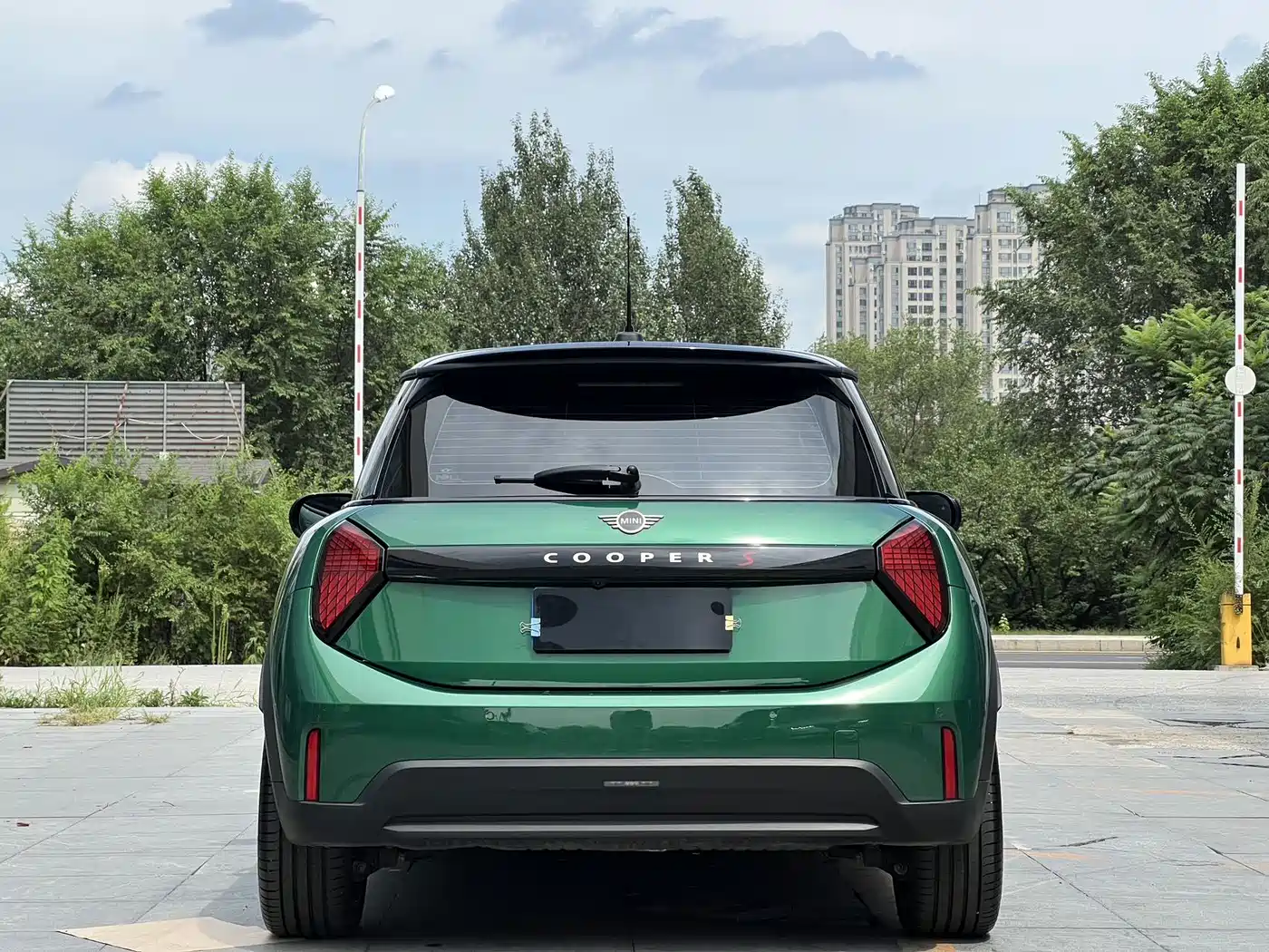 MINI MINI 2025 2025 2.0T COOPER S Artist