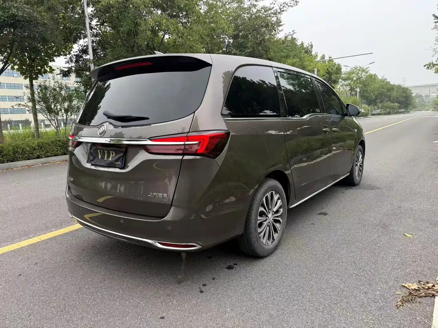 Фото 4 - Buick GL8
