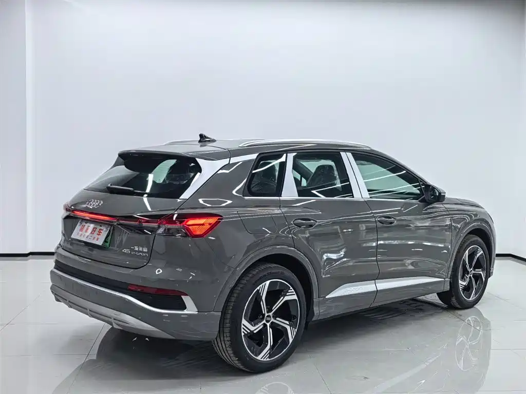 2026 Audi Q4 e-tron