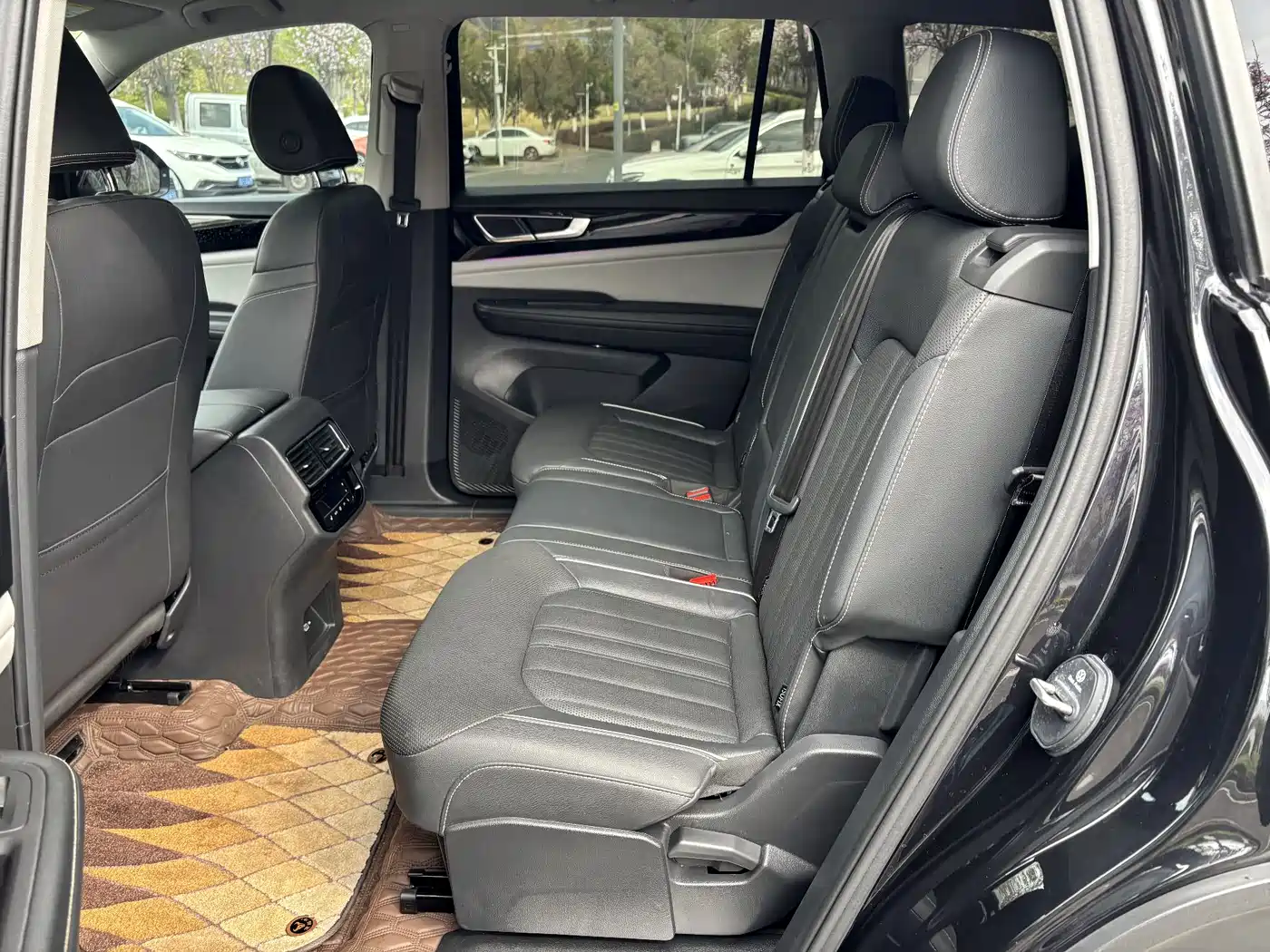 Volkswagen Teramont 2021 330TSI 2WD Premium Luxury Edition фото 7