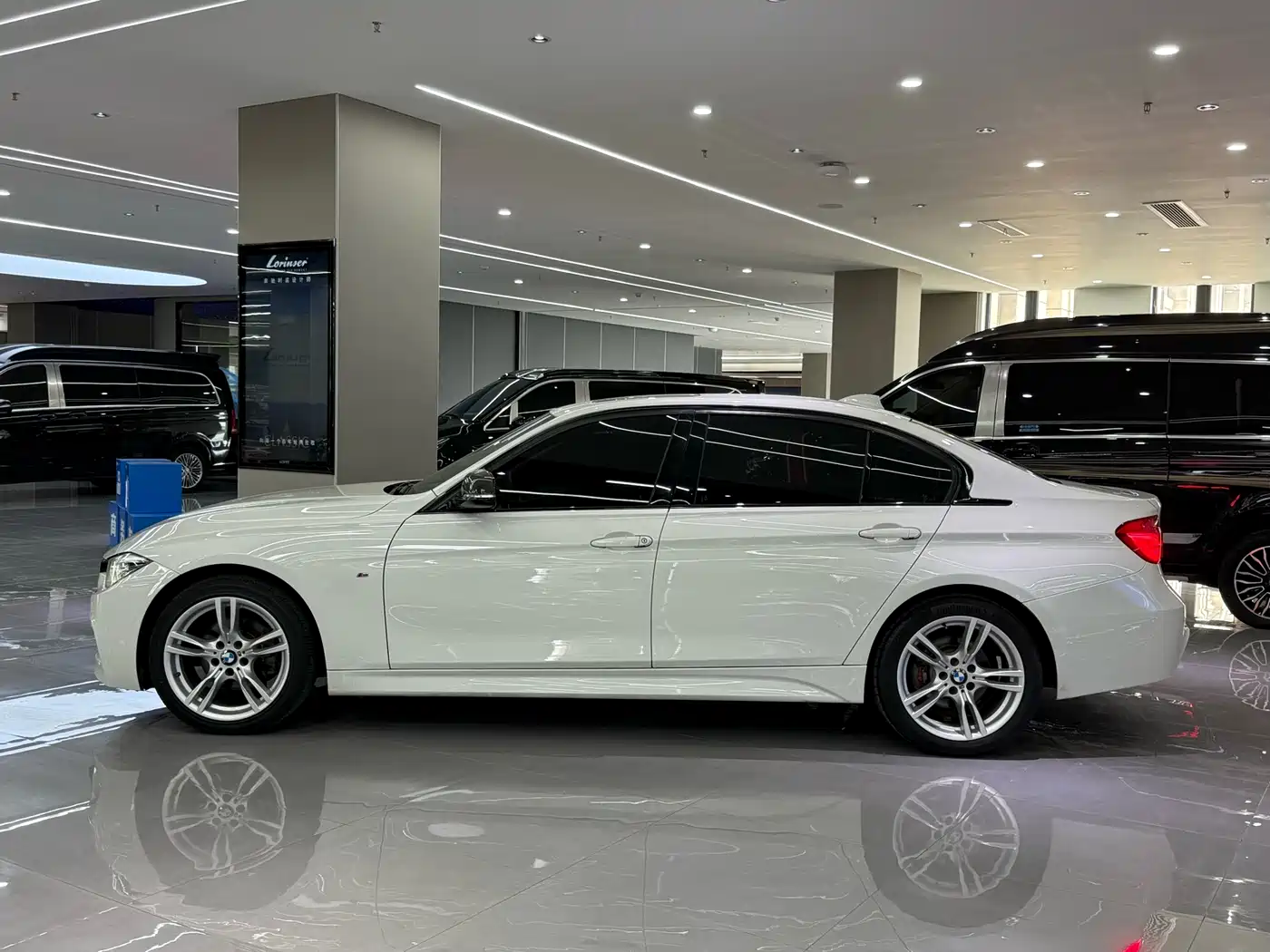 BMW 3 Series 2019 320Li M Luxury Package фото 3