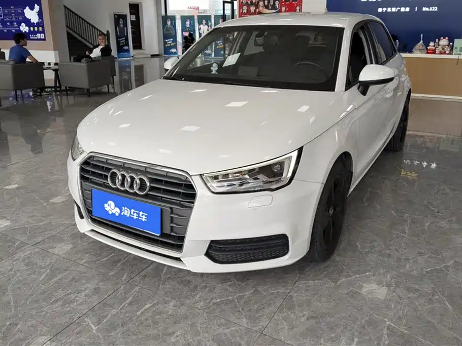 Audi A1 2016 30 TFSI Sportback Design Style Edition