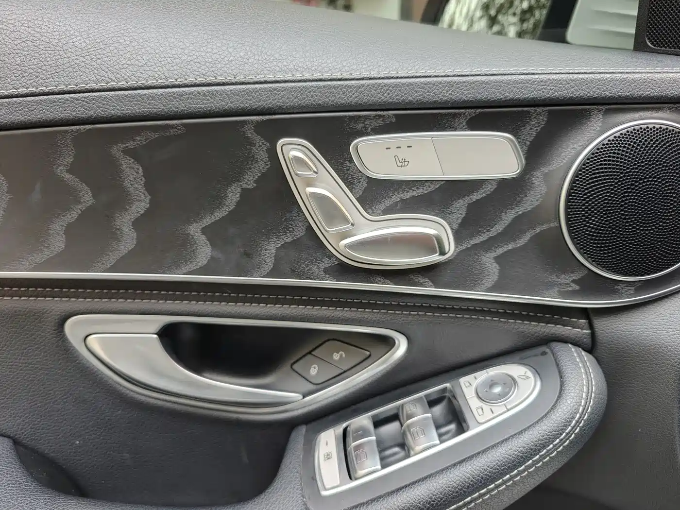 Mercedes-Benz C-Class 2019 C 260 L 4MATIC Sport Edition фото 13