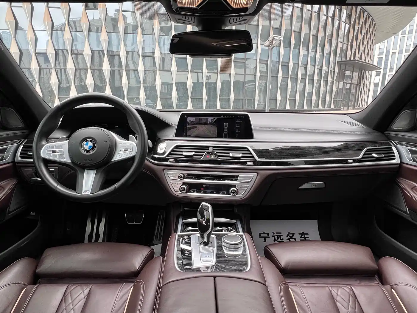 BMW 7 Series 2019 740Li Leading M Sport Package фото 4