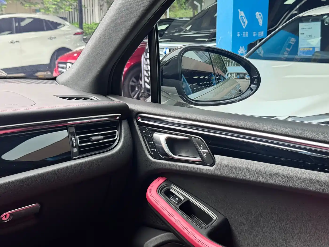 Porsche Macan 2023 Macan S 2.9T фото 15