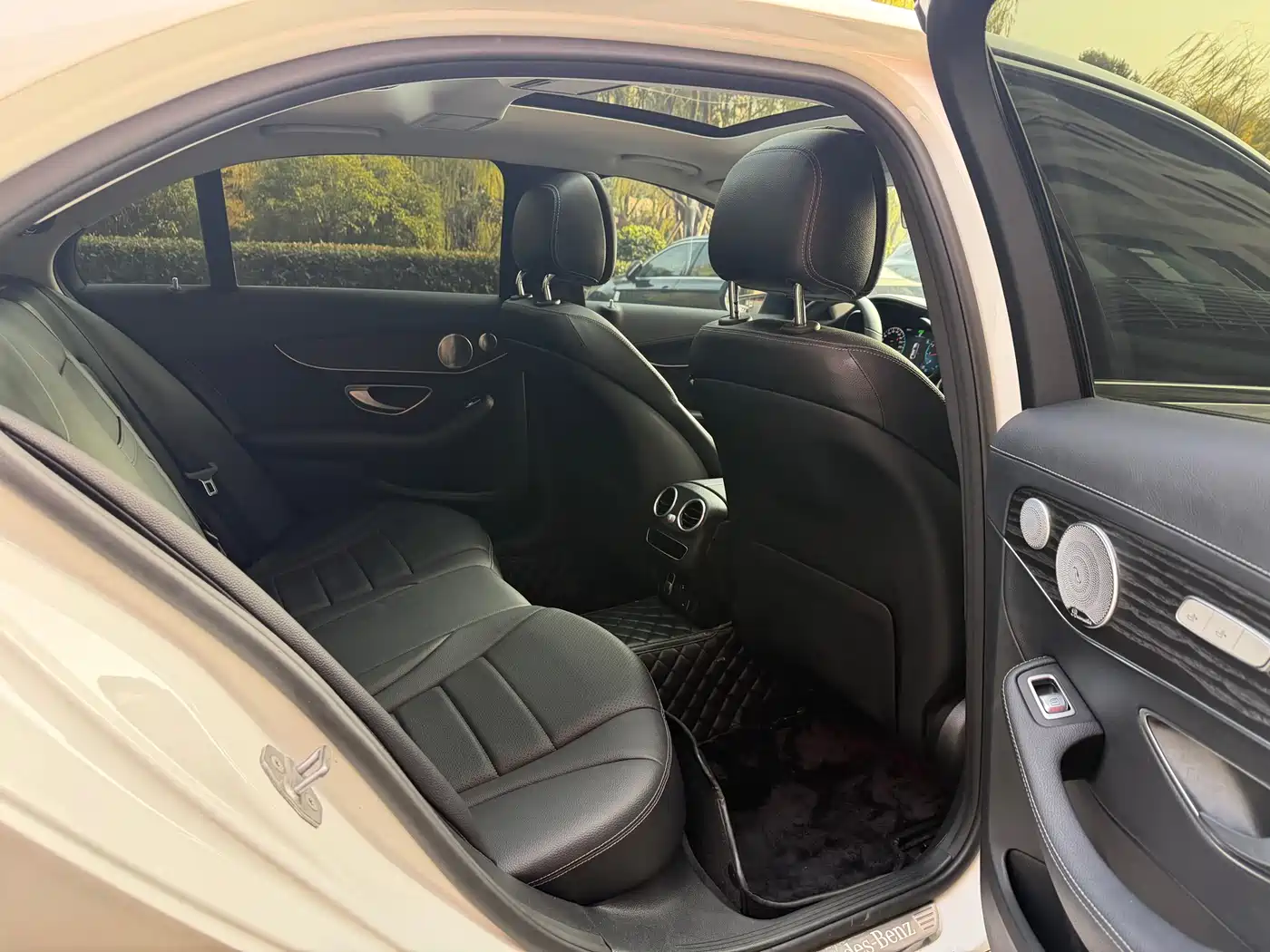 Mercedes-Benz C-Class 2021 C 260 L Sport Starry Exclusive Edition фото 10