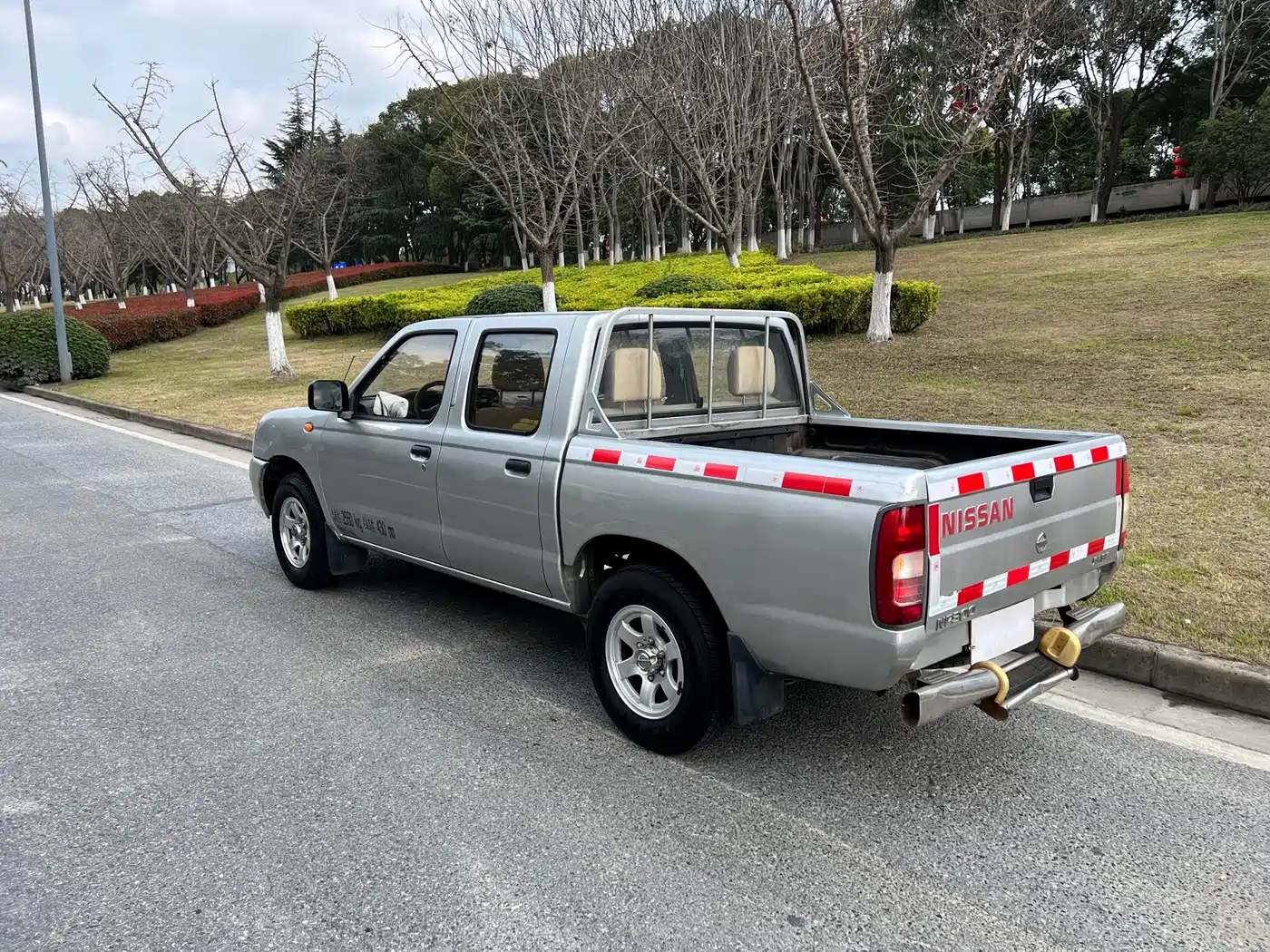 Nissan ZN Van 2016 2013 2.4L 2WD Luxury 5-seater