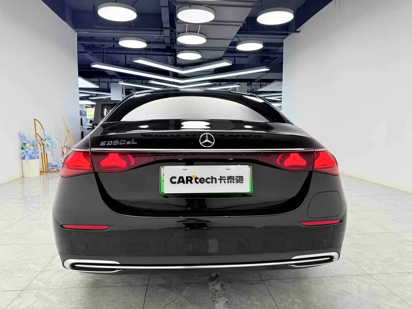 Mercedes-Benz E-Class New Energy 2024 E 350 e L Plug-in Hybrid Sedan фото 5