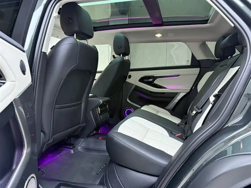 Land Rover Range Rover Evoque 2021 Range Rover Evoque L 249PS R-Dynamic First Edition Launch Edition фото 10