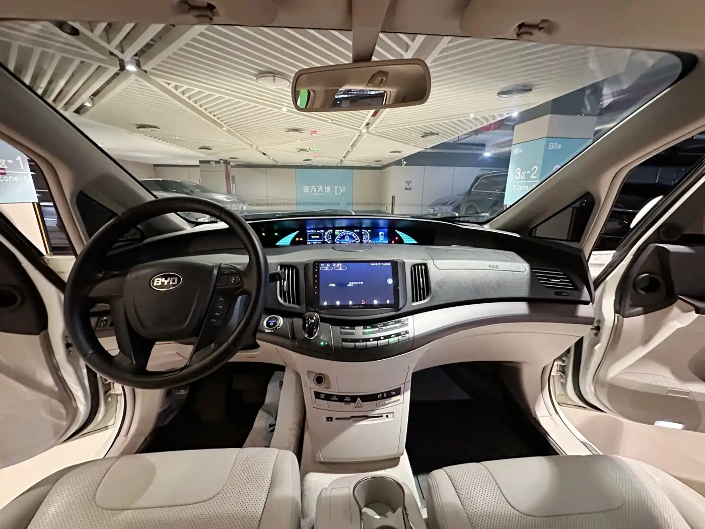 BYD e6 2016 2016 400 Luxury Edition