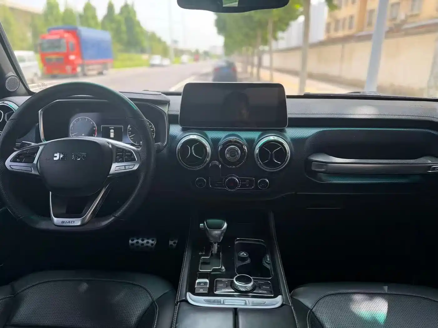 BAIC ORV Beijing Offroad BJ40 2018 PLUS 2.3T Auto 4WD Premium Edition China V фото 5
