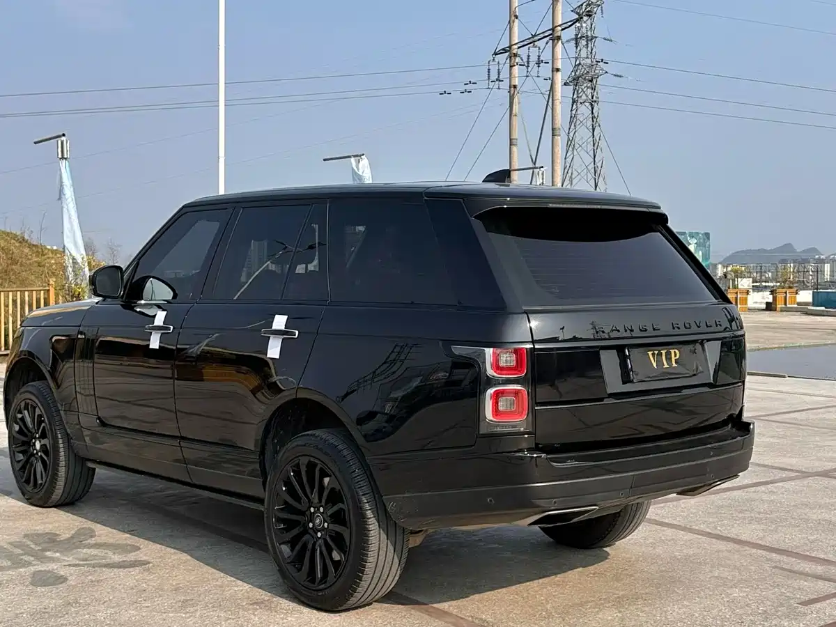 Land Rover Range Rover 2019 3.0 SC V6 Golden Age Edition фото 7