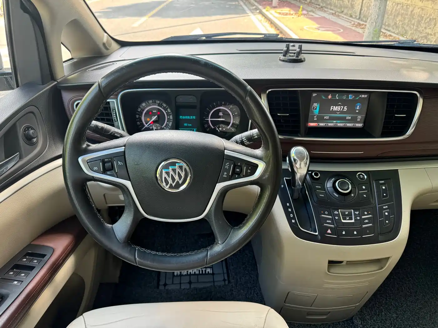 Buick GL8 2017 25S Luxury China V фото 9