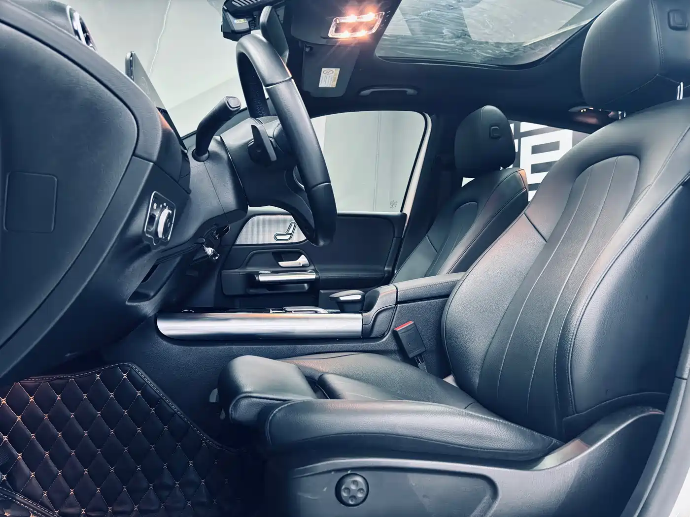 MERCEDES-BENZ B CLASS