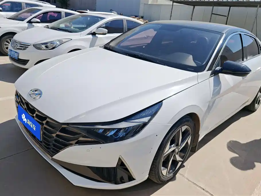 Hyundai Elantra 2022 1.5L CVT GLX Elite Edition