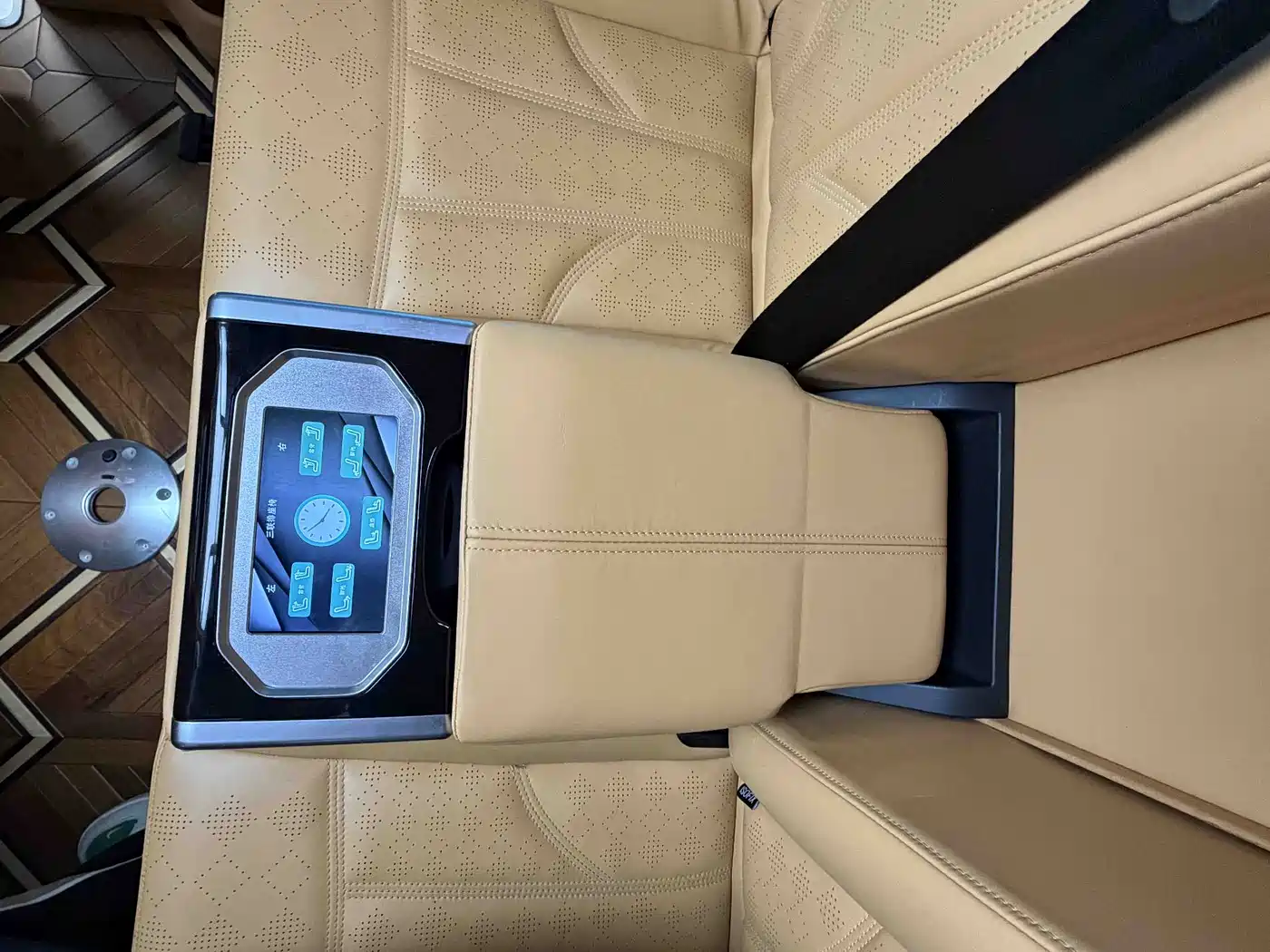 Mercedes-Benz V-Class 2018 V 260 L Premium Long Wheelbase Edition China VI фото 7