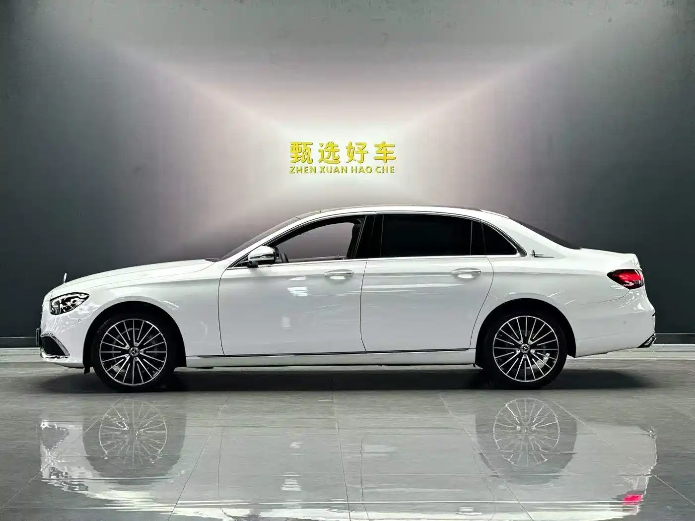 Mercedes-Benz E-Class 2023 E 300 L Fashion фото 8