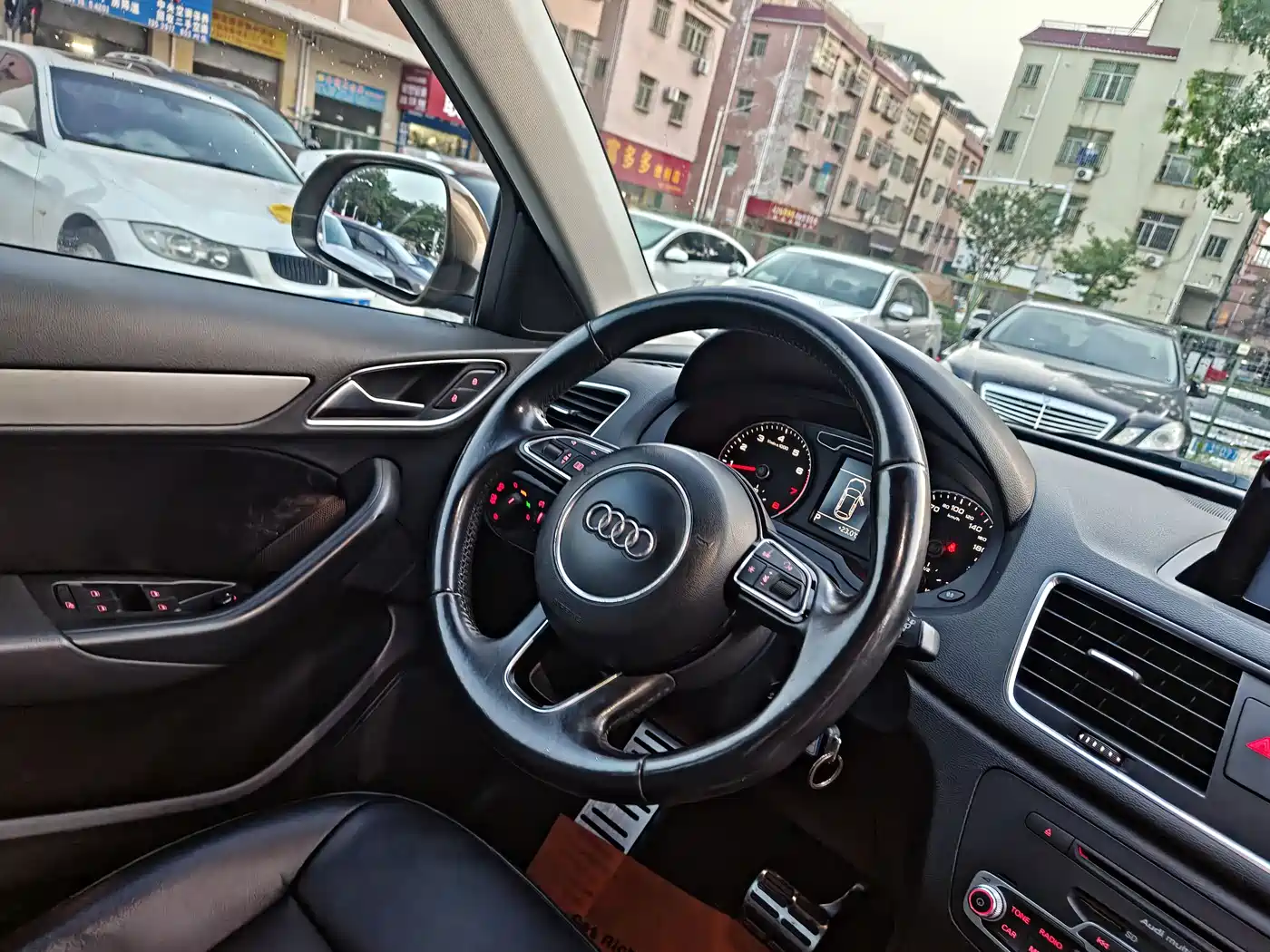 Audi Q3 2015 35 TFSI Progressive фото 51