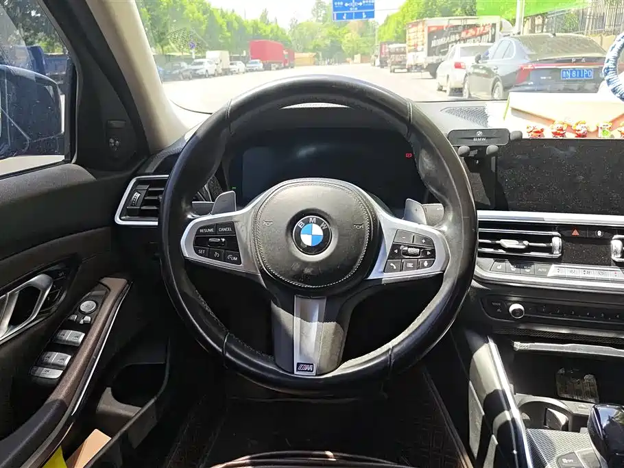 BMW 3 Series 2021 Facelift 325Li M Sport Shadow Edition фото 15