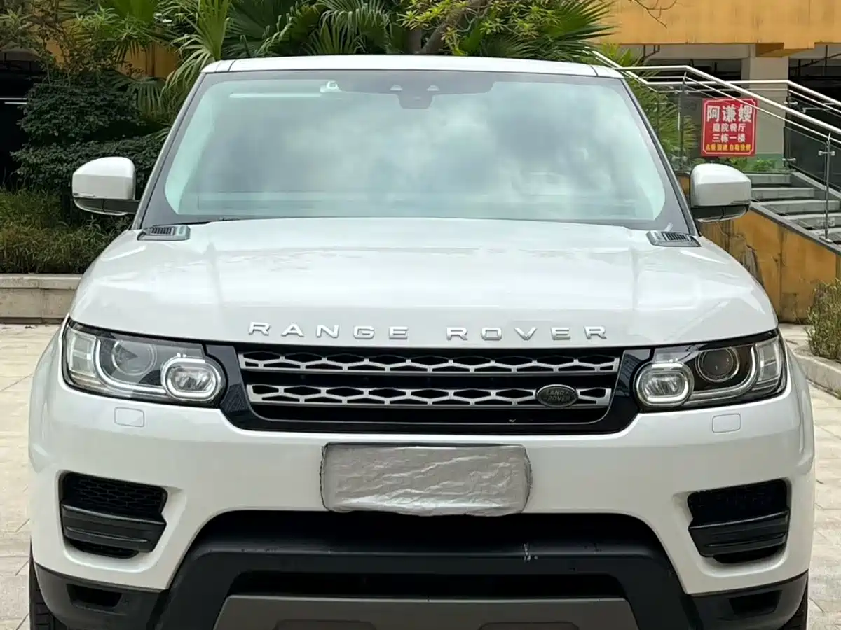Land Rover Range Rover Sport 2017 3.0 SC V6 HSE фото 2