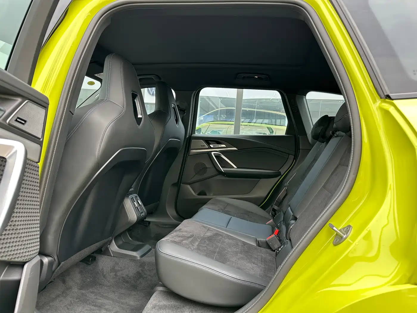 BMW X1 M35Li 2025 M35Li фото 8