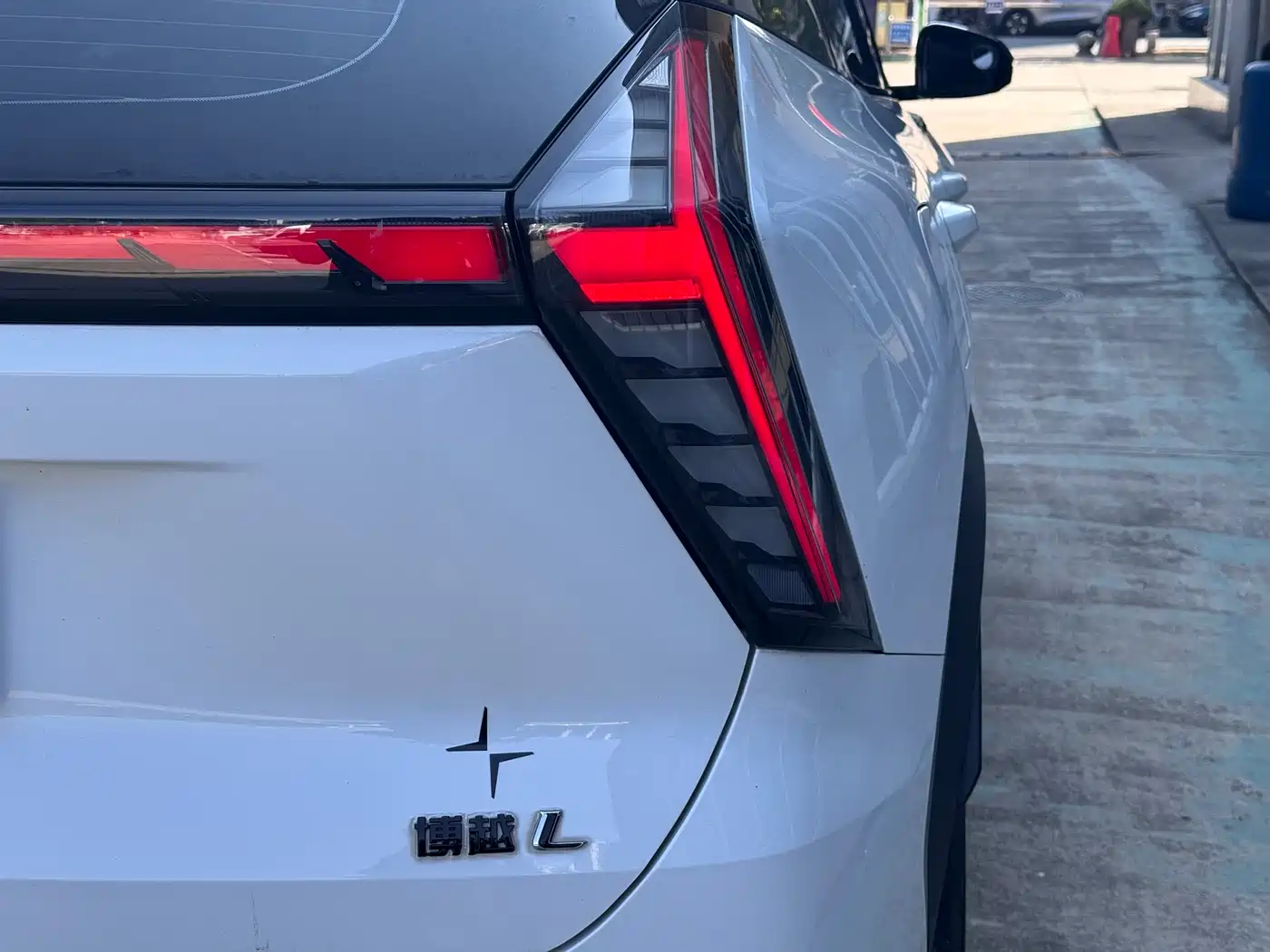 GEELY AUTOMOBILE BOYUE L