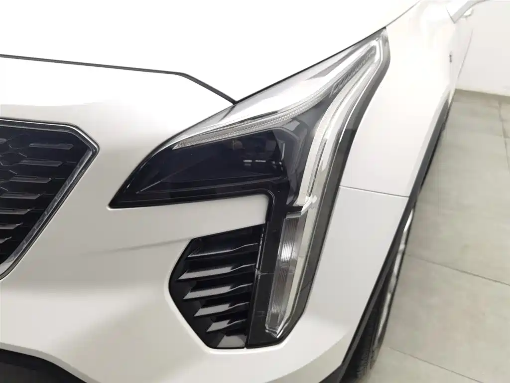 Cadillac XT4 2020 Facelift 28T 2WD Tech фото 7