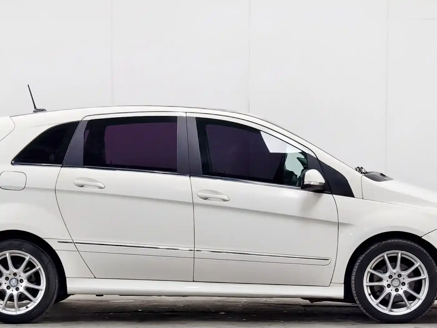 Mercedes-Benz B-Class 2009 B 200 Fashion фото 8