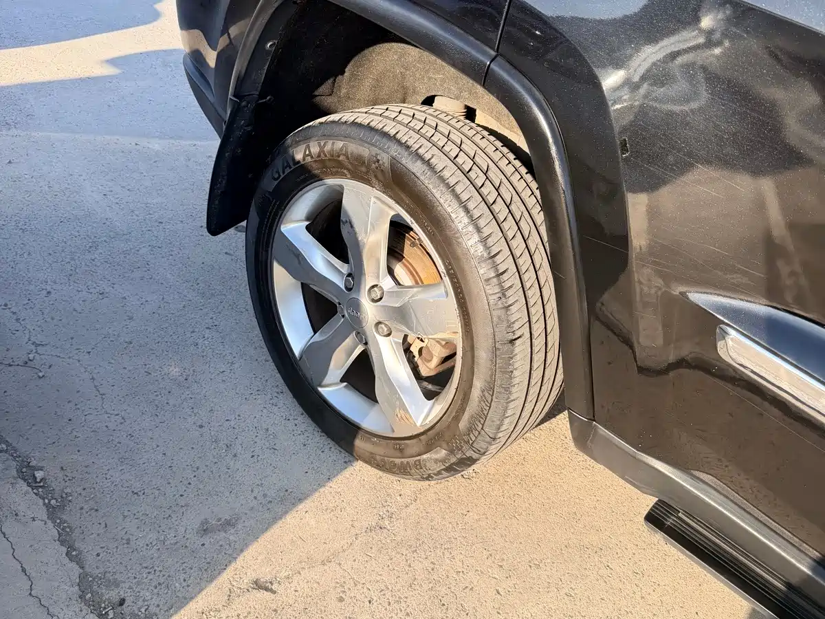 Jeep Grand Cherokee (Import) 2012 2012 3.6L Flagship Navigation Edition