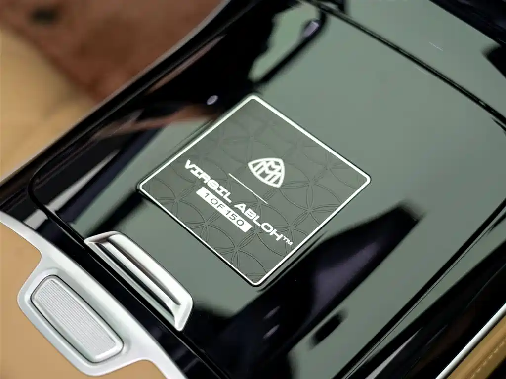 Mercedes-Benz Maybach S-Class 2022 S 680 4MATIC Virgil Abloh Limited Edition фото 31