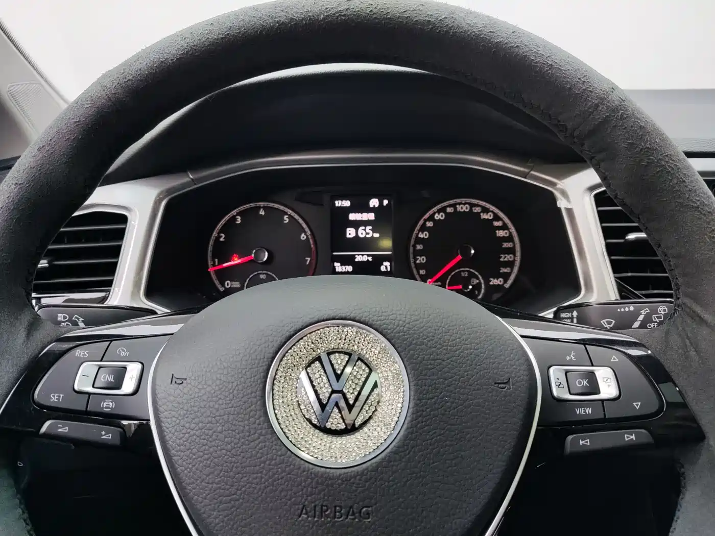 Volkswagen T-ROC 2022 280TSI DSG 2WD Elite PLUS фото 16