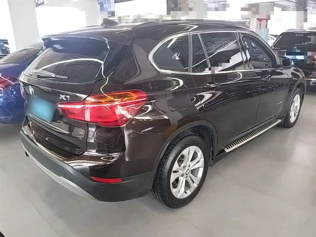 BMW X1 2016 sDrive18Li Premium Model фото 7
