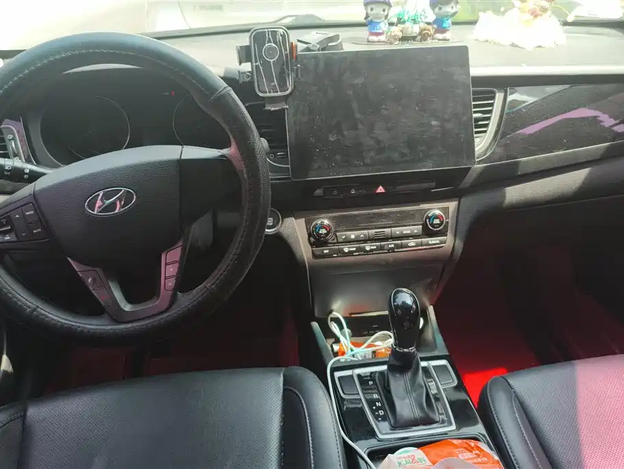 Hyundai Mistra 2016 1.8L Automatic Smart GLS фото 12