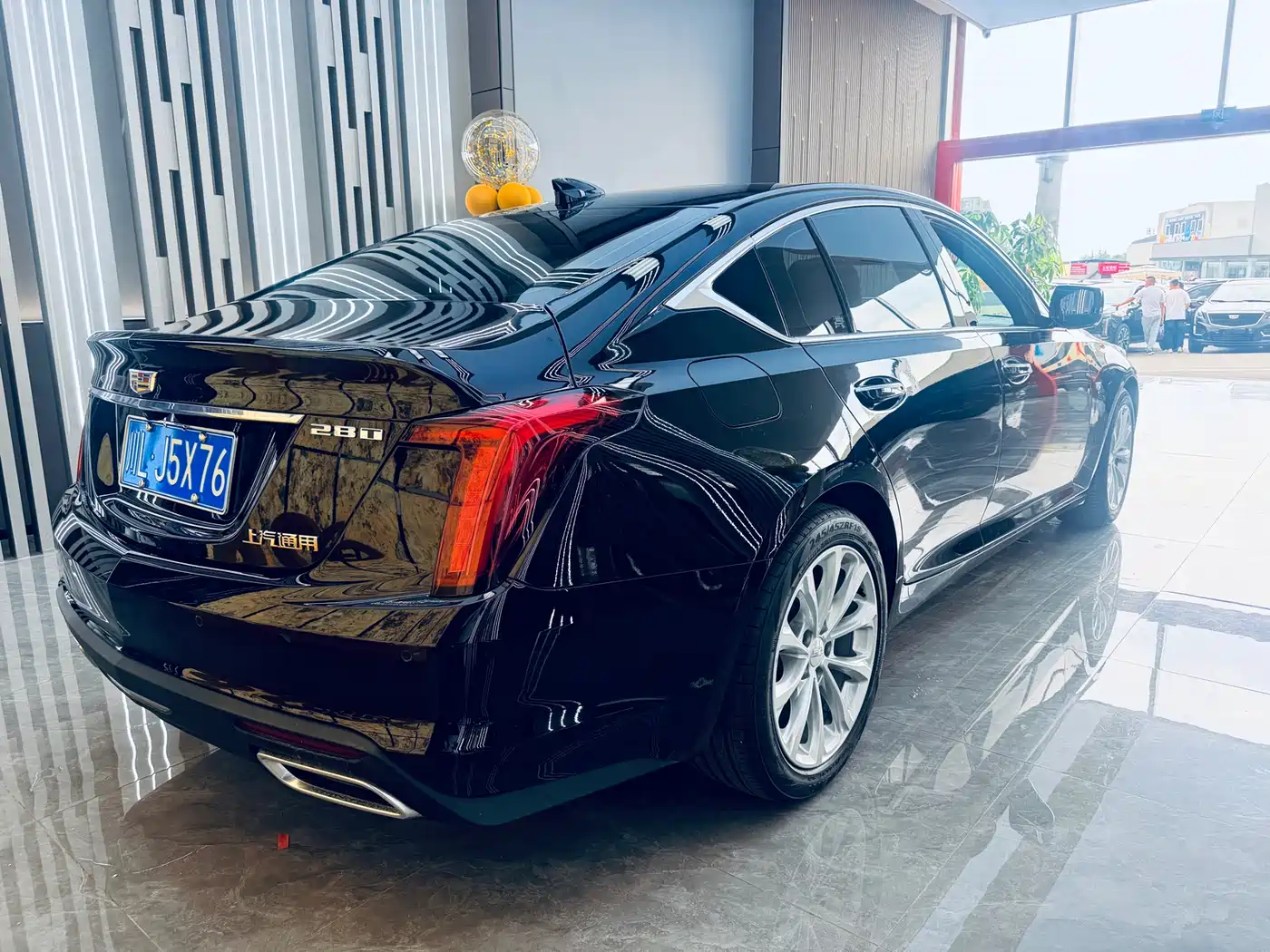 CADILLAC CT5