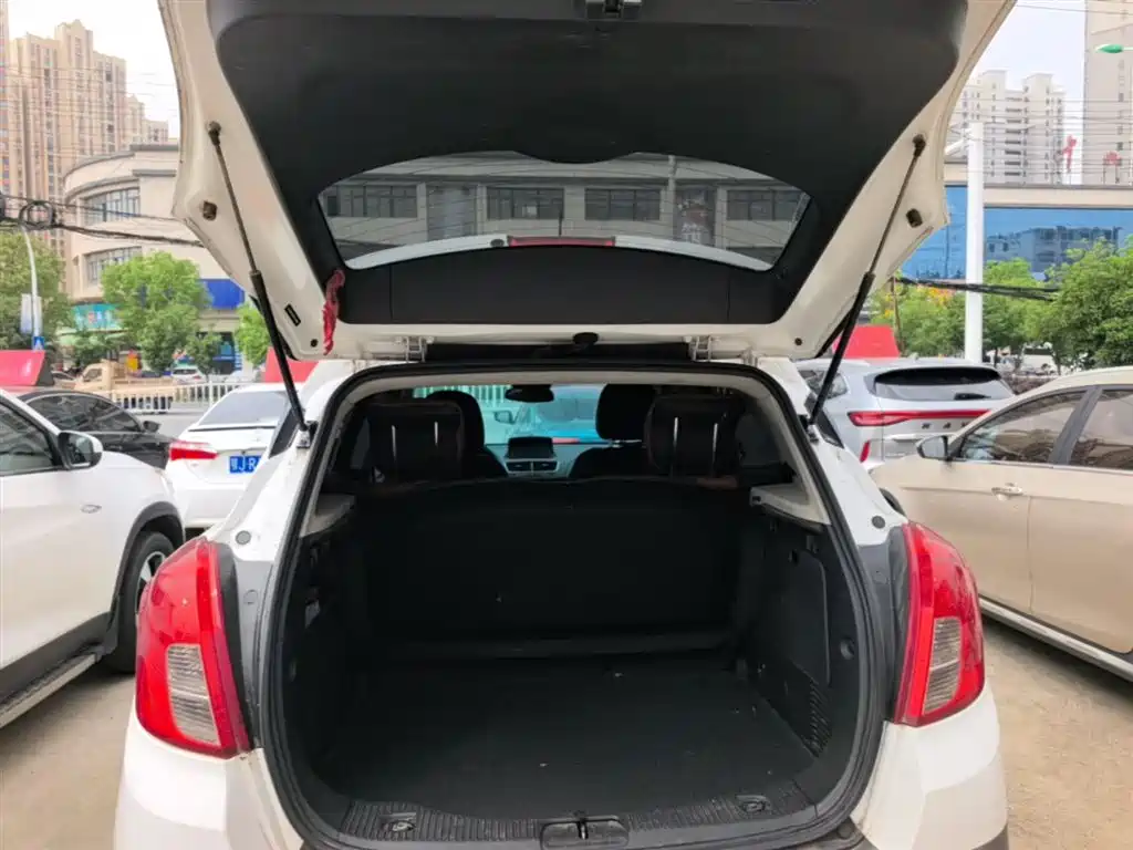 Buick Encore 2014 1.4T Automatic 2WD Urban Elite фото 19