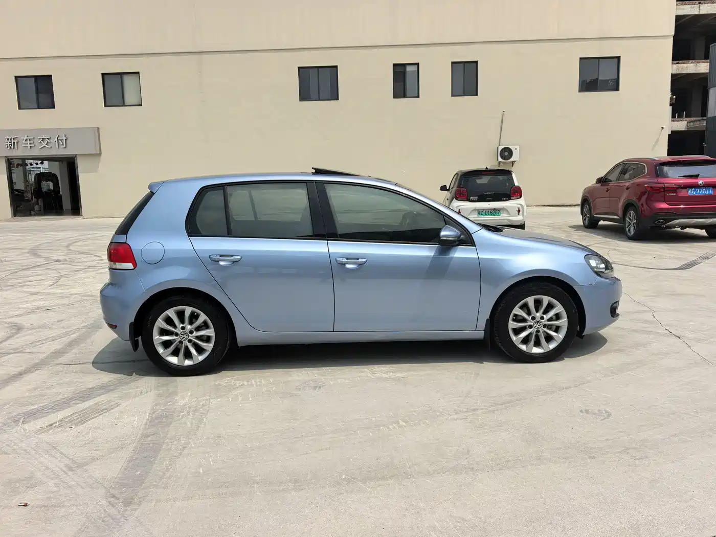 Volkswagen Golf 2011 1.4TSI Auto Luxury фото 4