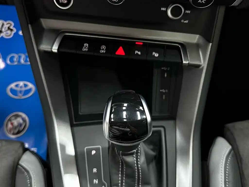 Audi Q3 2022 35 TFSI Fashion Dynamic фото 14