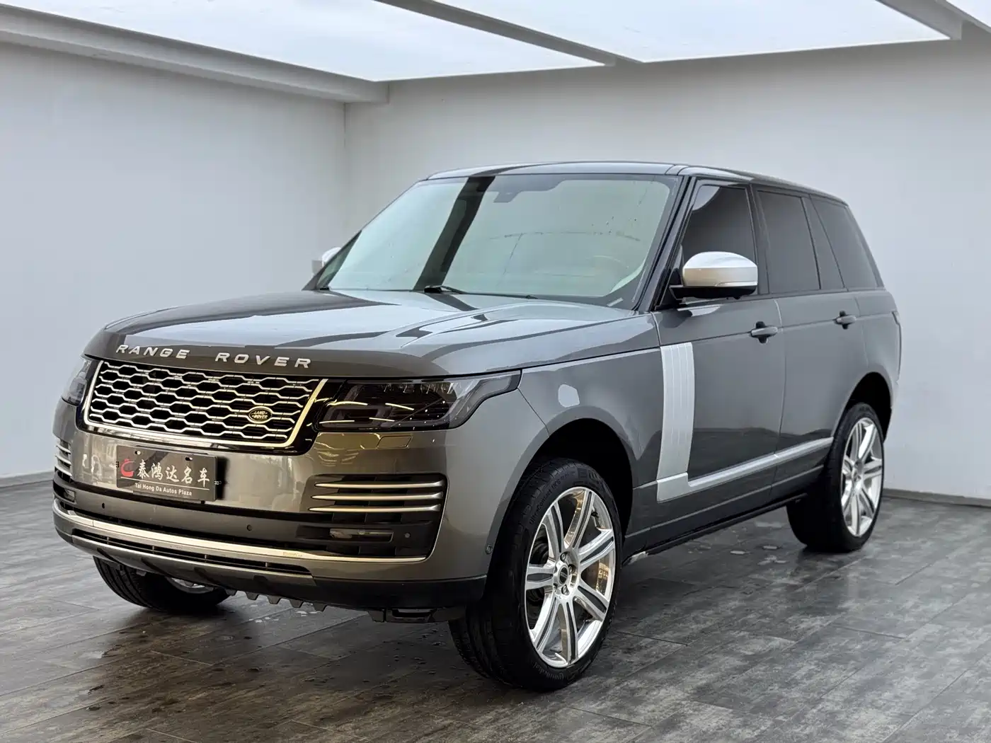 Land Rover Range Rover 2015 3.0 TDV6 Vogue фото 4
