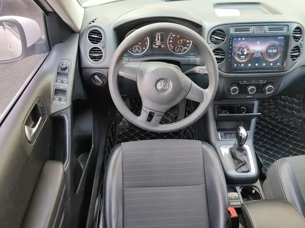 Фото 6 - Volkswagen Tiguan