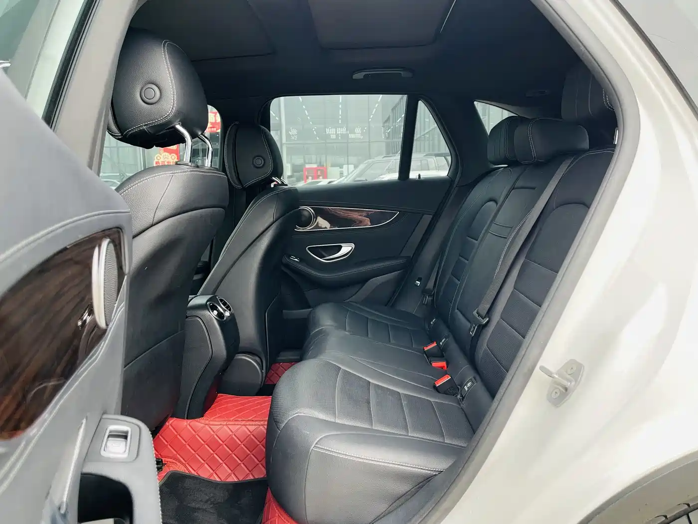 Mercedes-Benz GLC 2017 GLC 260 4MATIC Dynamic фото 7