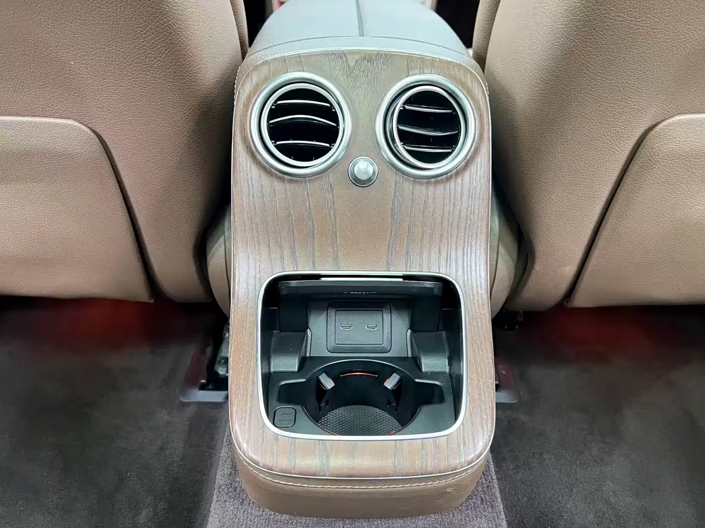 Mercedes-Benz E-Class 2022 E 300 L Fashion фото 21