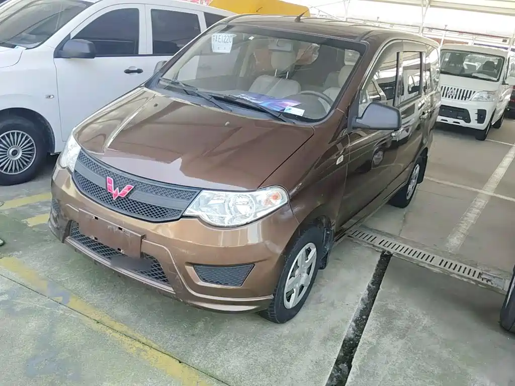 Wuling Motors Wuling Hongguang 2015 1.5L S Basic China V