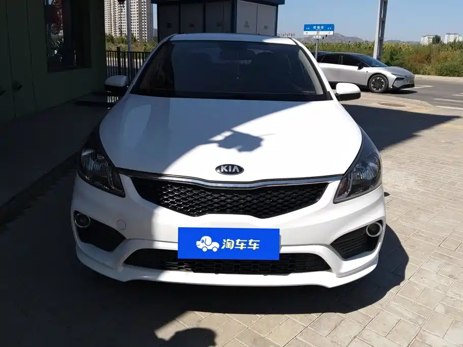 Kia K2 2018 2017 Sedan 1.4L MT 15th Anniversary Special Edition GLS